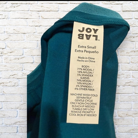 NWT JoyLab Long sleeve with thumb holes Size XS - Picture 6 of 6